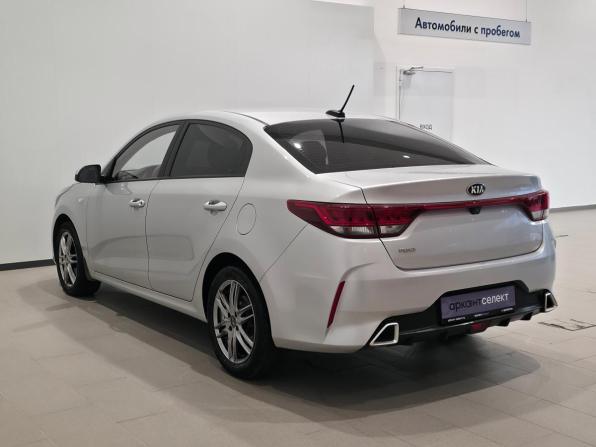Kia Rio IV Рестайлинг с пробегом 2020 года, цена 1 494 000 рублей, 180539 км, седан, Автокод Объявления