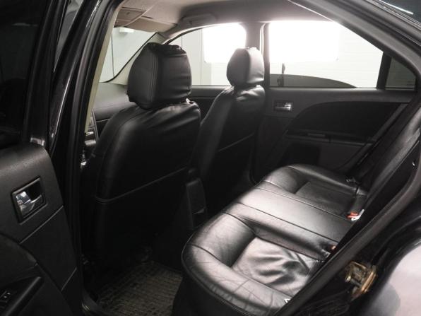 Ford Mondeo III Рестайлинг с пробегом 2005 года, цена 399 000 рублей, 270393 км, седан, Автокод Объявления