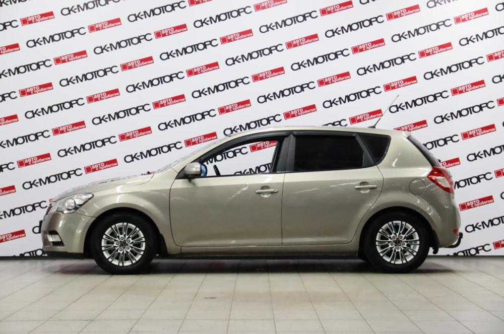 Kia Ceed I Рестайлинг Сургут  - изображение 5