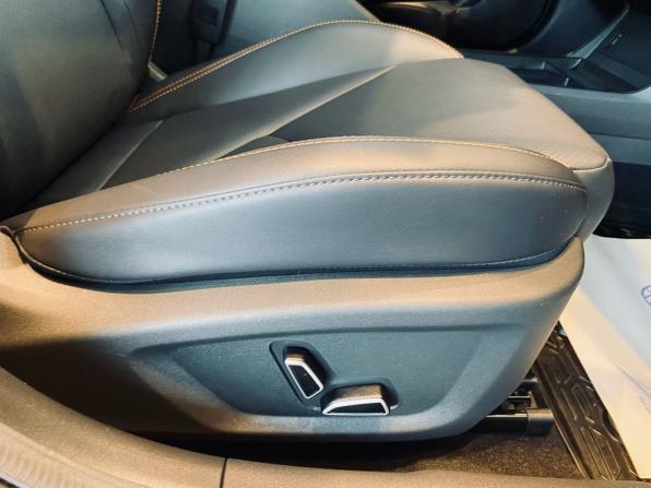 Changan UNI-V I с пробегом 2023 года, цена 2 350 000 рублей, 9530 км, лифтбек, Автокод Объявления