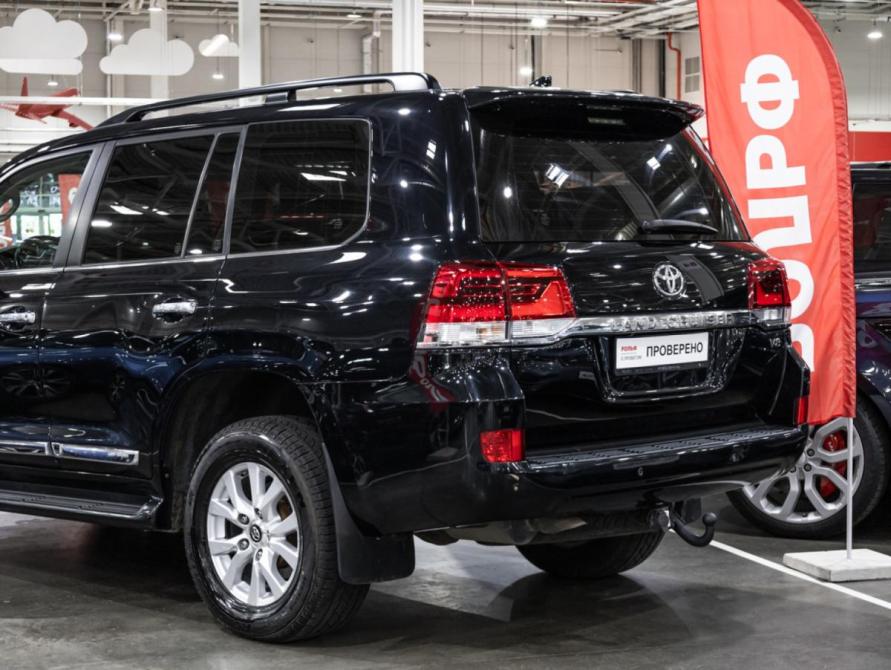 Toyota Land Cruiser 200 Series Рестайлинг 2 Санкт-Петербург  - изображение 10