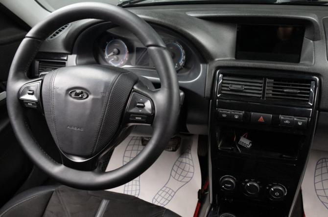 Lada (ВАЗ) Priora I Рестайлинг с пробегом 2015 года, цена 669 000 рублей, 250000 км, седан, Автокод Объявления