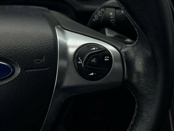 Ford Kuga II с пробегом 2013 года, цена 1 095 000 рублей, 156290 км, внедорожник, Автокод Объявления