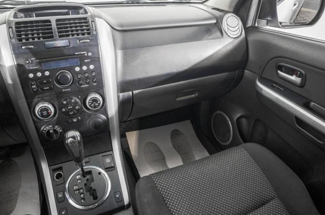 Suzuki Grand Vitara II с пробегом 2008 года, цена 939 000 рублей, 314200 км, внедорожник, Автокод Объявления