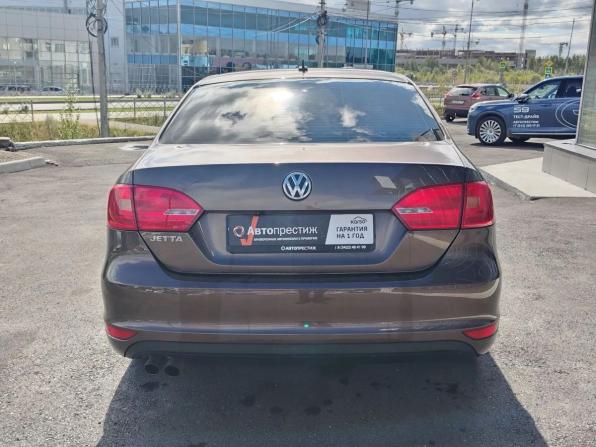 Volkswagen Jetta VI с пробегом 2013 года, цена 872 000 рублей, 256000 км, седан, Автокод Объявления