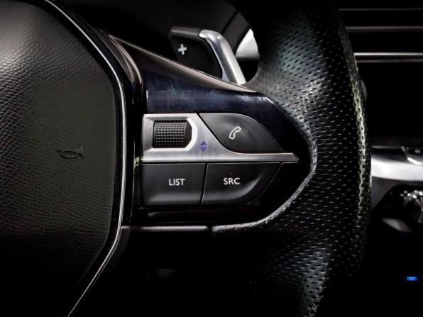 Peugeot 3008 II с пробегом 2018 года, цена 2 100 000 рублей, 50986 км, внедорожник, Автокод Объявления