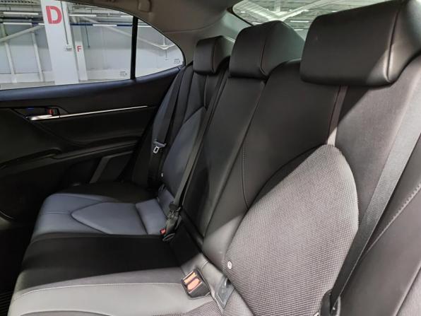 Toyota Camry VIII (XV70) Рестайлинг с пробегом 2021 года, цена 3 390 000 рублей, 27680 км, седан, Автокод Объявления