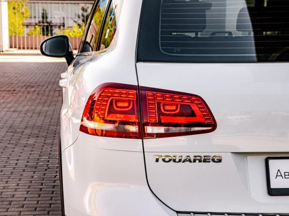 Volkswagen Touareg II Рестайлинг с пробегом 2016 года, цена 3 350 000 рублей, 92676 км, внедорожник, Автокод Объявления