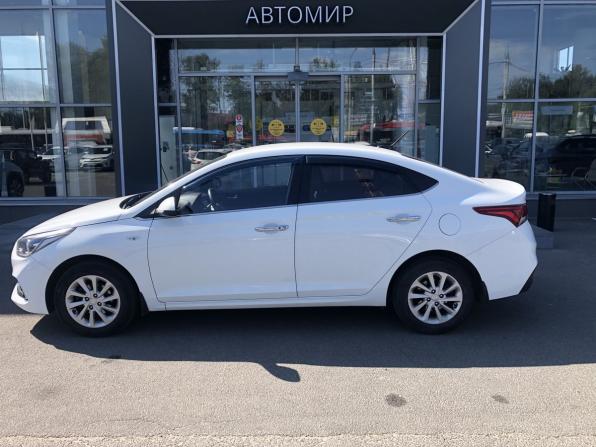 Hyundai Solaris II с пробегом 2017 года, цена 1 430 000 рублей, 48038 км, седан, Автокод Объявления
