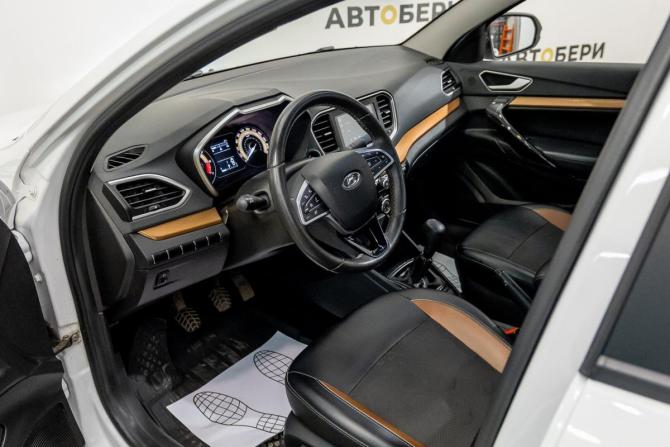 Lada (ВАЗ) Vesta I Рестайлинг (NG) с пробегом 2023 года, цена 1 310 000 рублей, 45000 км, седан, Автокод Объявления