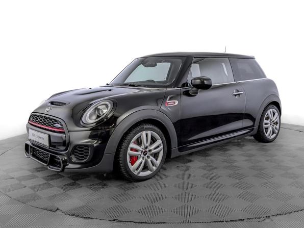 Mini Hatch III (F55/F56) Рестайлинг с пробегом 2020 года, цена 2 995 000 рублей, 69668 км, хэтчбек, Автокод Объявления