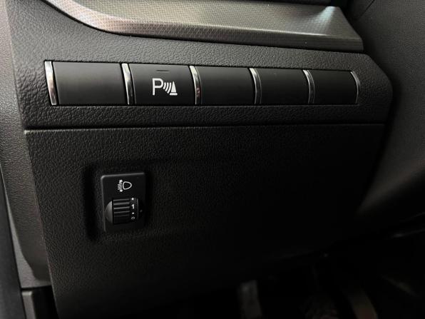 Lada (ВАЗ) Vesta I Рестайлинг (NG) с пробегом 2024 года, цена 1 495 000 рублей, 5256 км, седан, Автокод Объявления