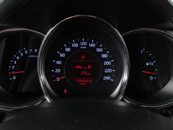 Kia Ceed II Рестайлинг с пробегом 2016 года, цена 1 499 000 рублей, 139406 км, хэтчбек, Автокод Объявления