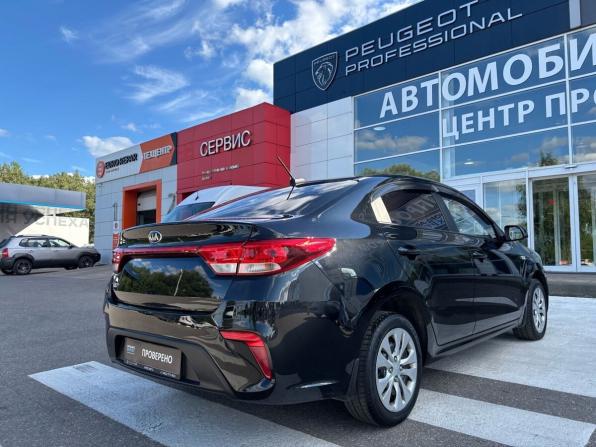 Kia Rio IV с пробегом 2018 года, цена 1 370 000 рублей, 93000 км, седан, Автокод Объявления