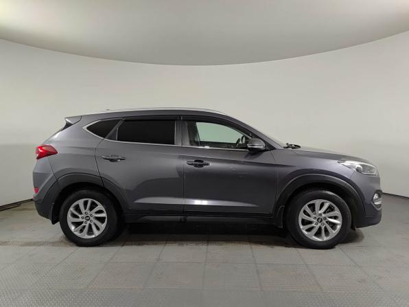 Hyundai Tucson III с пробегом 2018 года, цена 1 800 000 рублей, 199203 км, внедорожник, Автокод Объявления