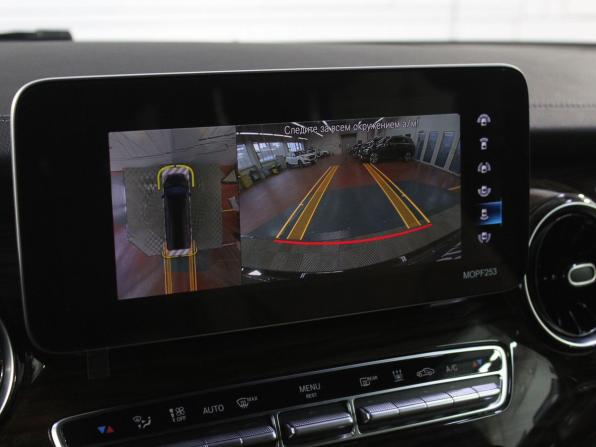 Mercedes-Benz V-Класс III (W447) Рестайлинг с пробегом 2021 года, цена 8 890 000 рублей, 22000 км, минивэн, Автокод Объявления
