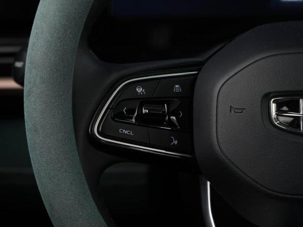 Geely Monjaro I с пробегом 2024 года, цена 3 449 050 рублей, 28470 км, внедорожник, Автокод Объявления