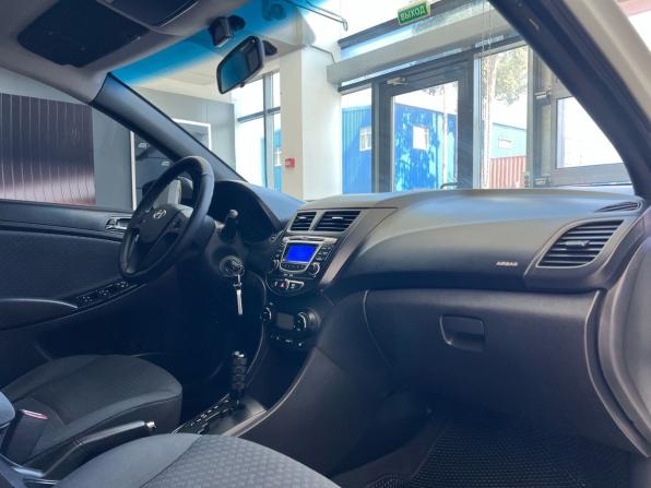 Hyundai Solaris I с пробегом 2012 года, цена 849 000 рублей, 180008 км, хэтчбек, Автокод Объявления