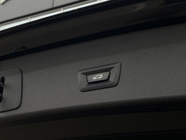BMW X1 II (F48) Рестайлинг с пробегом 2020 года, цена 2 759 000 рублей, 74587 км, внедорожник, Автокод Объявления