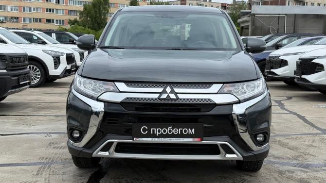 Mitsubishi Outlander III Рестайлинг 3 с пробегом 2020 года, цена 1 999 000 рублей, 70000 км, внедорожник, Автокод Объявления