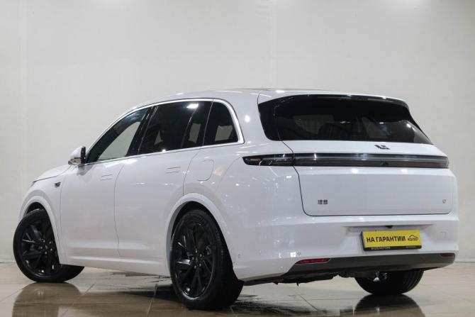 Li Auto (Lixiang) L7 I с пробегом 2023 года, цена 5 929 000 рублей, 39000 км, внедорожник, Автокод Объявления