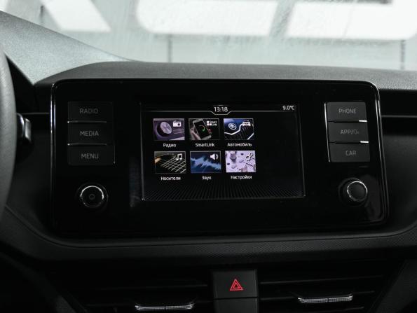Skoda Rapid II с пробегом 2021 года, цена 1 385 000 рублей, 62683 км, лифтбек, Автокод Объявления
