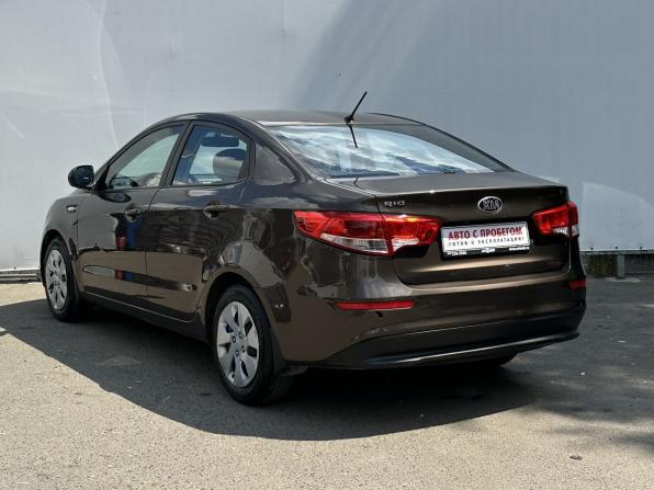 Kia Rio III Рестайлинг с пробегом 2015 года, цена 1 050 000 рублей, 100640 км, седан, Автокод Объявления