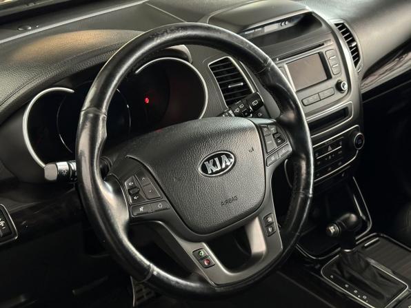 Kia Sorento II Рестайлинг с пробегом 2013 года, цена 1 760 000 рублей, 136826 км, внедорожник, Автокод Объявления
