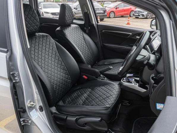 Honda Fit III Рестайлинг с пробегом 2017 года, цена 1 165 000 рублей, 122009 км, хэтчбек, Автокод Объявления