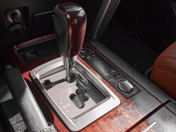 Toyota Land Cruiser 200 Series Рестайлинг 1 с пробегом 2014 года, цена 3 880 000 рублей, 237852 км, внедорожник, Автокод Объявления