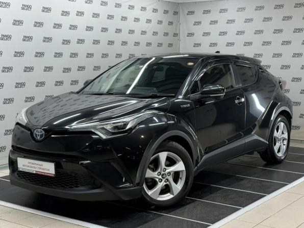 Toyota C-HR I с пробегом 2018 года, цена 1 957 000 рублей, 67690 км, внедорожник, Автокод Объявления