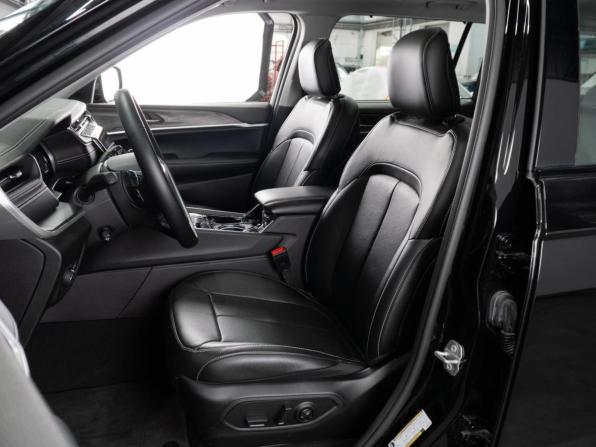 Jeep Grand Cherokee V (WL) с пробегом 2022 года, цена 7 900 000 рублей, 144 км, внедорожник, Автокод Объявления