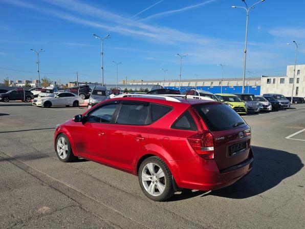 Kia Ceed I Рестайлинг с пробегом 2011 года, цена 899 995 рублей, 188301 км, универсал, Автокод Объявления