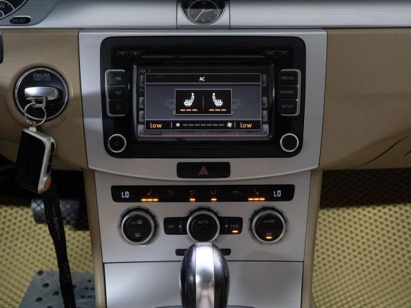 Volkswagen Passat CC I Рестайлинг с пробегом 2014 года, цена 1 369 000 рублей, 234000 км, седан, Автокод Объявления