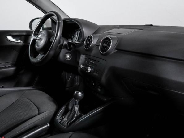 Audi A1 I (8X) с пробегом 2013 года, цена 849 000 рублей, 171167 км, хэтчбек, Автокод Объявления
