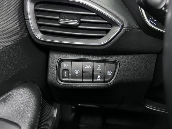 Hyundai Santa Fe IV с пробегом 2018 года, цена 2 650 000 рублей, 97398 км, внедорожник, Автокод Объявления