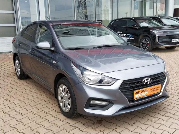 Hyundai Solaris II с пробегом 2019 года, цена 1 099 000 рублей, 197000 км, седан, Автокод Объявления