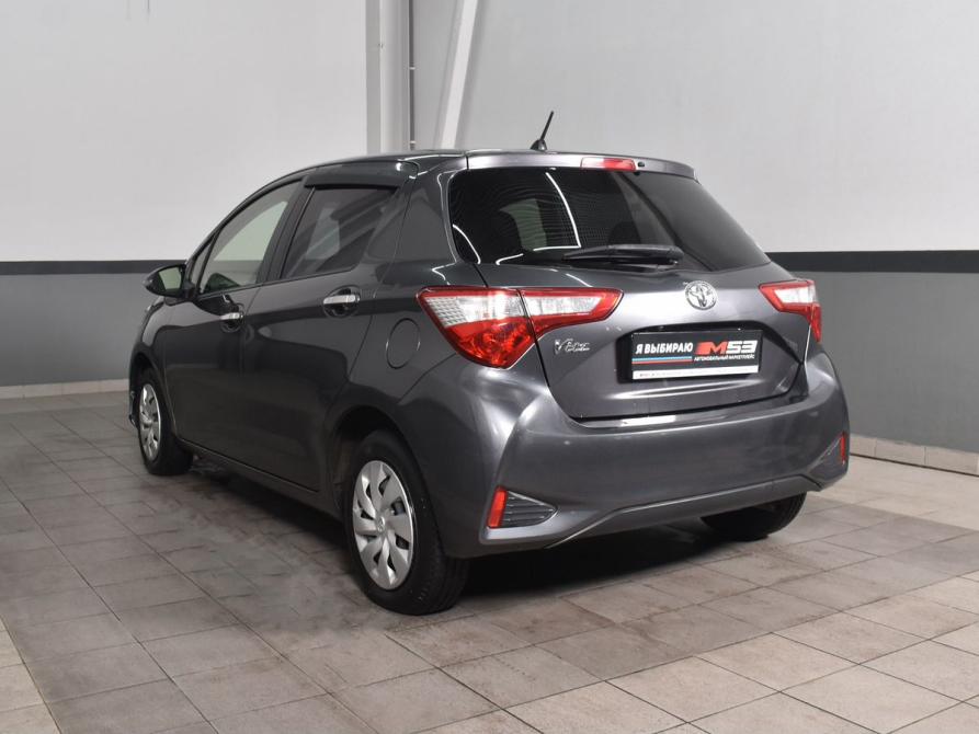 Toyota Vitz III (XP130) Рестайлинг 2 Кемерово  - изображение 4