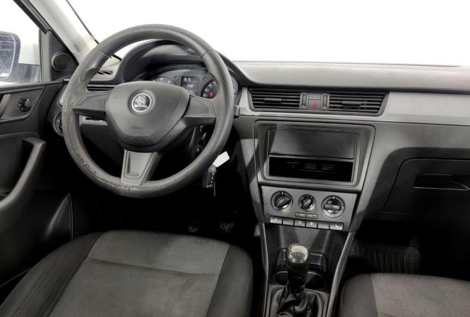 Skoda Rapid I с пробегом 2014 года, цена 715 000 рублей, 126600 км, лифтбек, Автокод Объявления