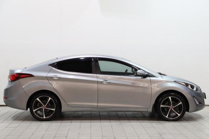 Hyundai Elantra V (MD) Рестайлинг с пробегом 2015 года, цена 947 000 рублей, 140000 км, седан, Автокод Объявления