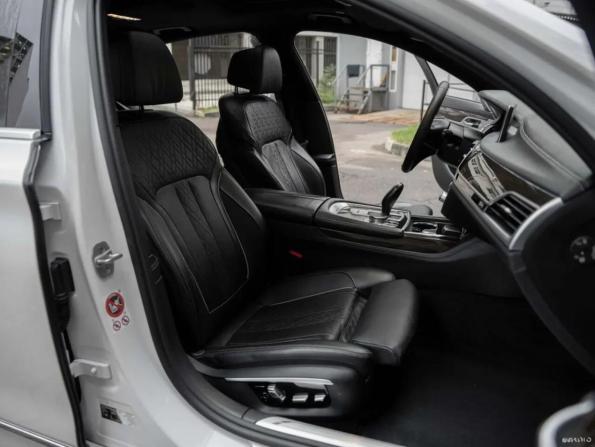 BMW 7 серии VI (G11/G12) с пробегом 2016 года, цена 3 340 000 рублей, 258000 км, седан, Автокод Объявления