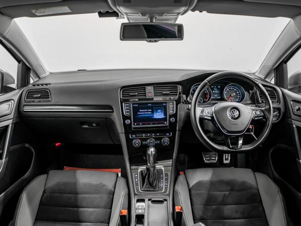 Volkswagen Golf VII с пробегом 2013 года, цена 1 257 000 рублей, 108650 км, хэтчбек, Автокод Объявления
