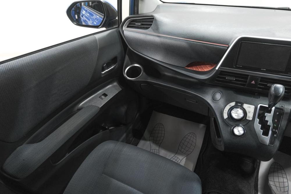 Toyota Sienta II Новокузнецк  - изображение 10