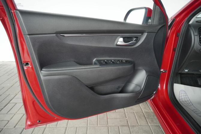 Kia Rio IV с пробегом 2018 года, цена 1 799 000 рублей, 41007 км, седан, Автокод Объявления