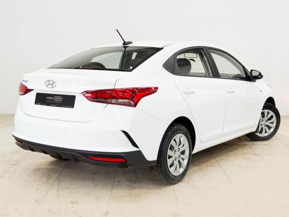 Hyundai Solaris II Рестайлинг с пробегом 2020 года, цена 1 495 700 рублей, 103631 км, седан, Автокод Объявления