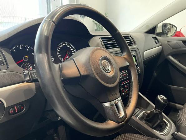 Volkswagen Jetta VI с пробегом 2012 года, цена 975 000 рублей, 124935 км, седан, Автокод Объявления