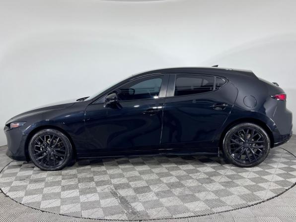 Mazda 3 IV (BP) с пробегом 2020 года, цена 2 050 000 рублей, 71200 км, хэтчбек, Автокод Объявления