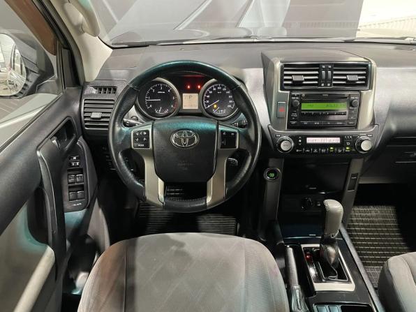 Toyota Land Cruiser Prado 150 Series с пробегом 2011 года, цена 2 470 000 рублей, 235957 км, внедорожник, Автокод Объявления