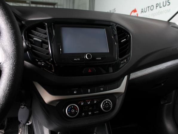 Lada (ВАЗ) Vesta I с пробегом 2019 года, цена 998 000 рублей, 145100 км, седан, Автокод Объявления