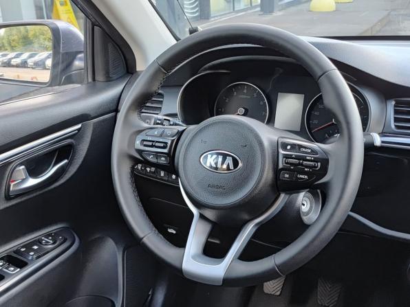 Kia Rio IV с пробегом 2018 года, цена 1 085 000 рублей, 145000 км, седан, Автокод Объявления